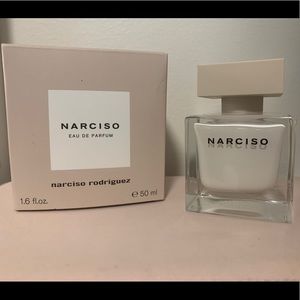 Narciso by Narciso Rodrigues
